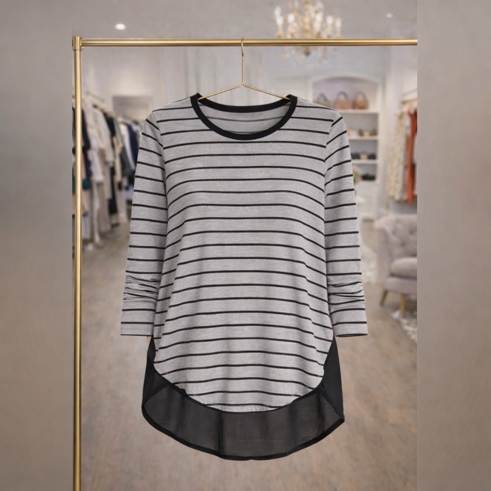 TWO BY VINCE CAMUTO WOVEN BACK STRIPE HI-LOW TOP